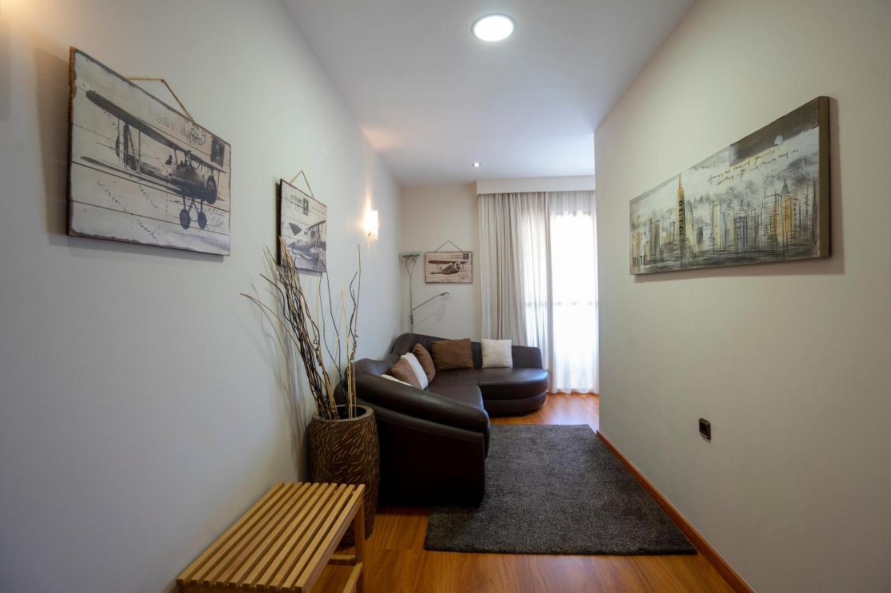 Hotel Los Barruecos By Croma Malpartida de Cáceres エクステリア 写真