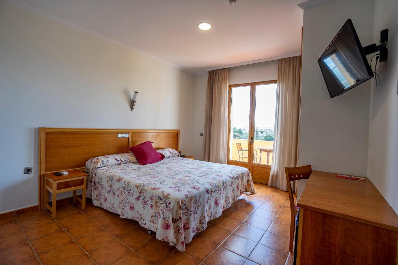Hotel Los Barruecos By Croma Malpartida de Cáceres エクステリア 写真