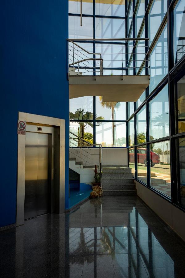Hotel Los Barruecos By Croma Malpartida de Cáceres エクステリア 写真